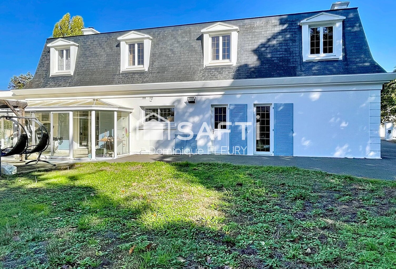 Maison de 242m² sur 1859m² de terrain. — photo 1