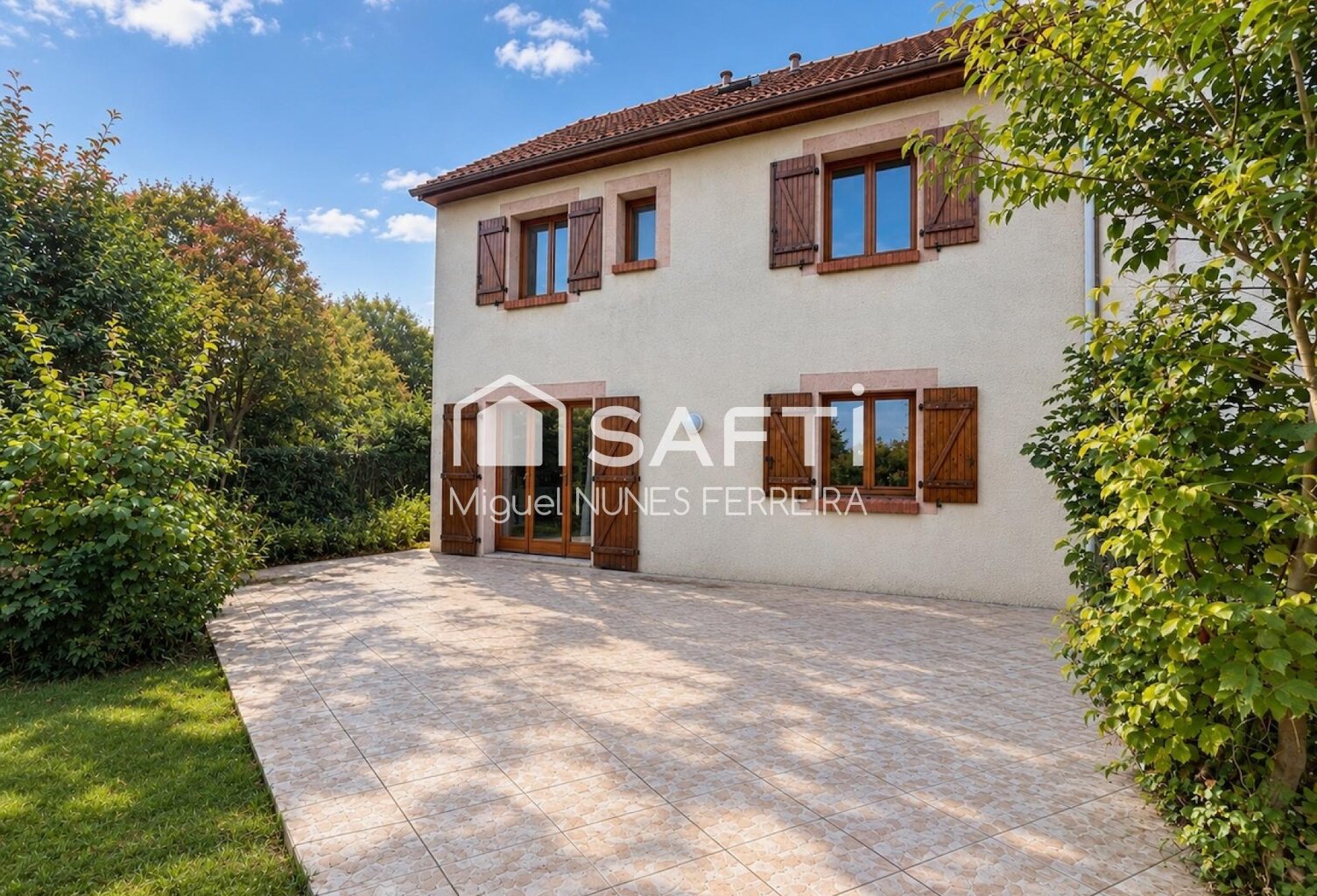 Maison 4 chambres avec jardin et garage — photo 1