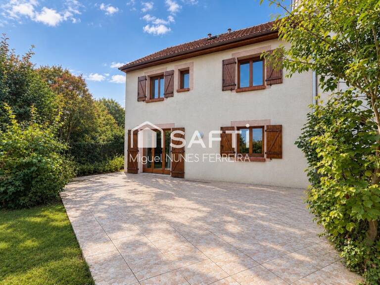 Maison 4 chambres avec jardin et garage — photo 1