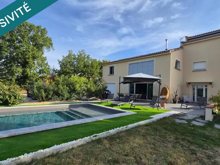 Villa avec pigeonnier, piscine et grand garage — photo 1