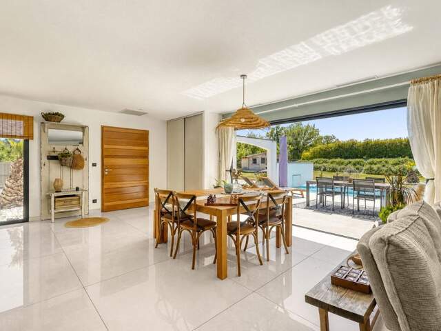 Villa T4 pensée pour conjuguer confort, modernité et douceur de vivre. — photo du bien