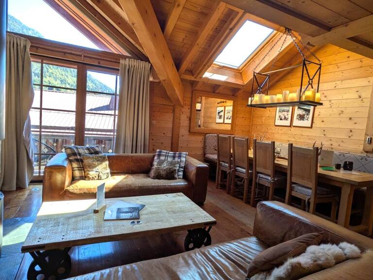 Opportunité investisseur  Chalet d'exception en hyper-centre & fort rendement locatif. — photo 1