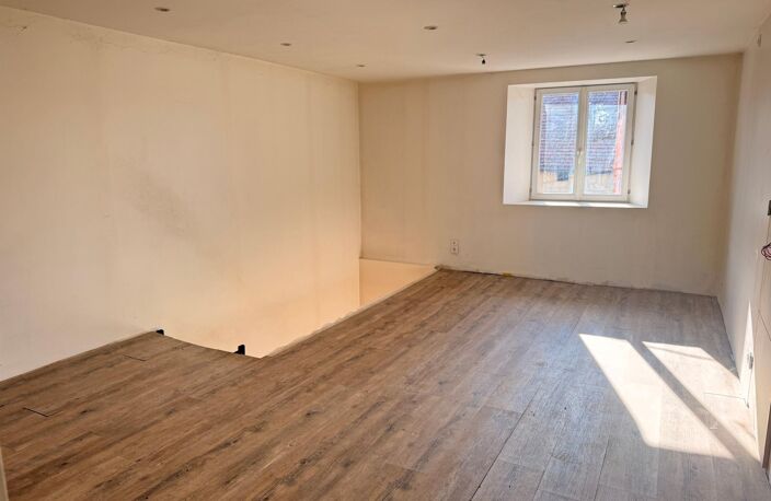 Maison ancienne de 130 m2,3 ch, garage et terrain — photo 4