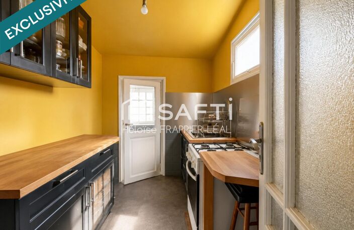 Maison à Saint-Genès - garage + jardin — photo 3