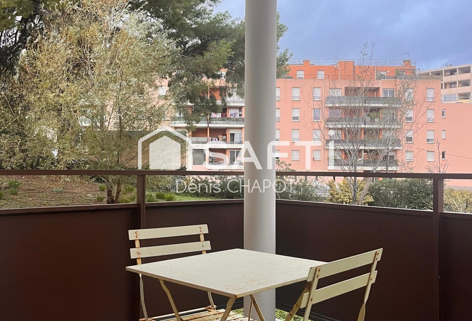 T3 au calme,avec terrasse, sans vis a vis, pret à vivre. — photo 1