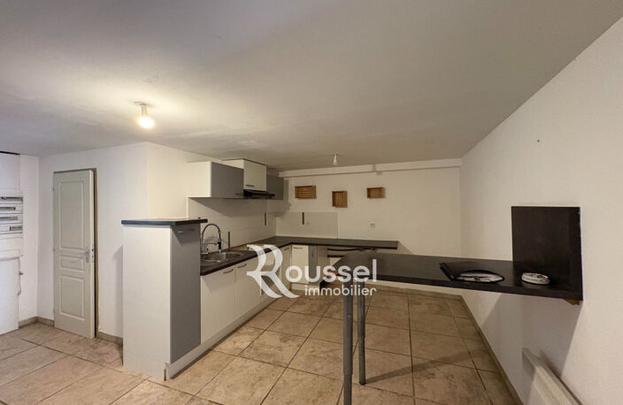 location appartement 4 Pièce(s) — photo 2