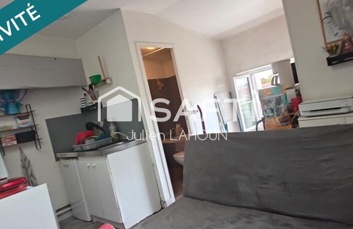 Studio vendu loué  Dernier étage, au calme côté cour — photo 2
