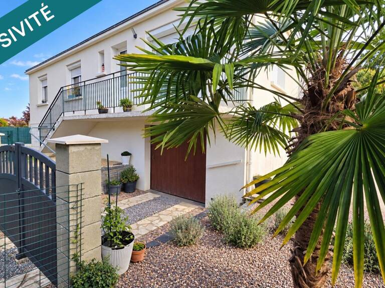 NOYANT (49490)  MAISON FAMILIALE AVEC SOUS-SOL ET TERRAIN CLOS DE 1 126 M² — photo 1