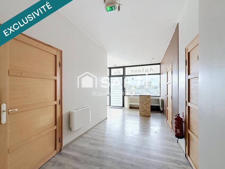 A VENDRE LOCAL COMMERCIAL — photo 1