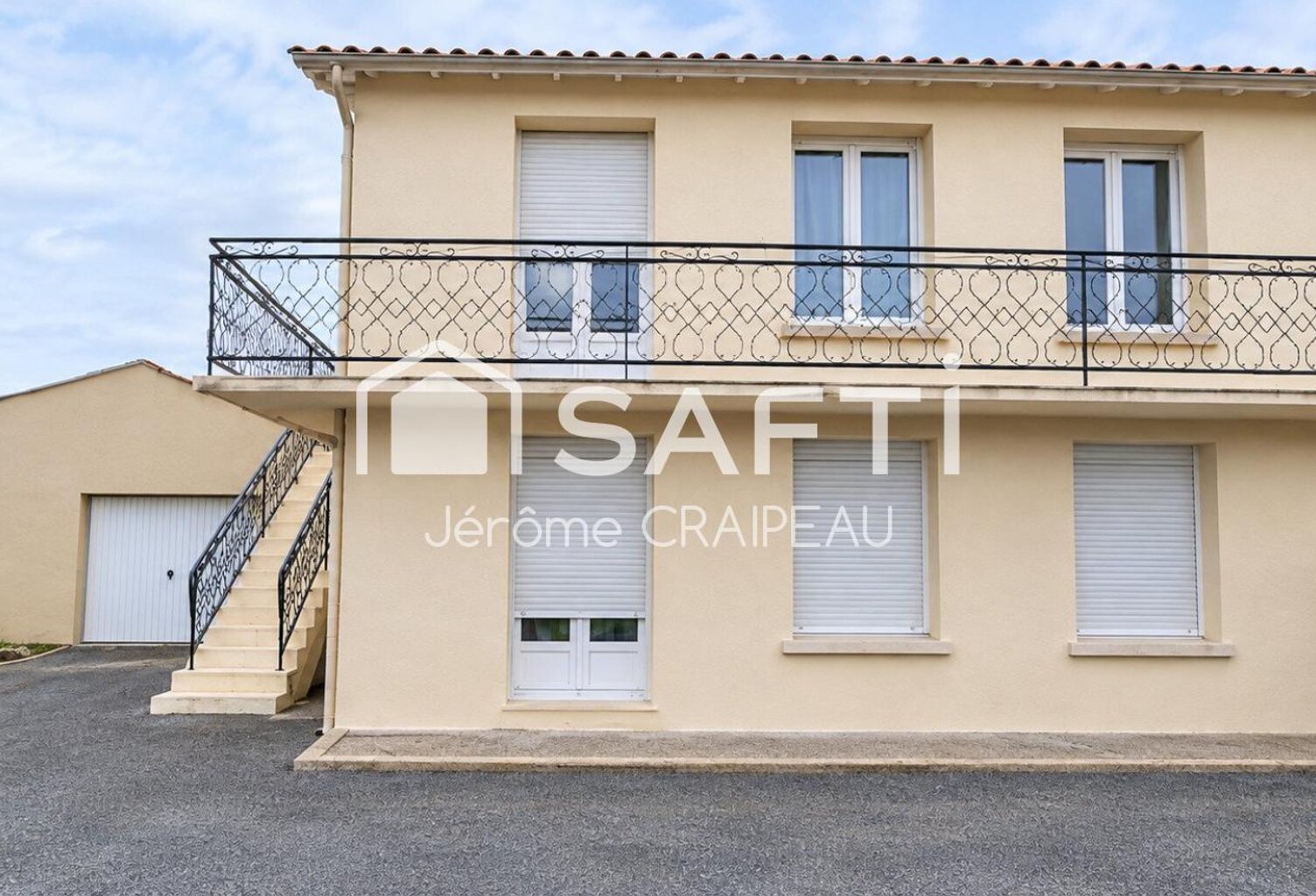 2 logements de 3 chambres, 2 garages et atelier en centre-ville. — photo 1