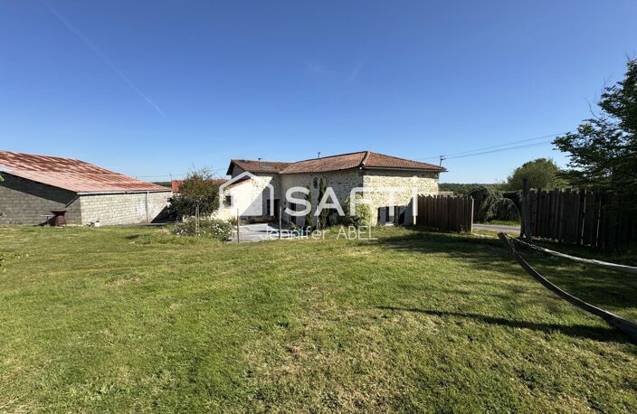 Longère 300 m² avec dépendances — photo 2