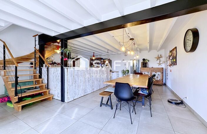 Longère 300 m² avec dépendances — photo 3