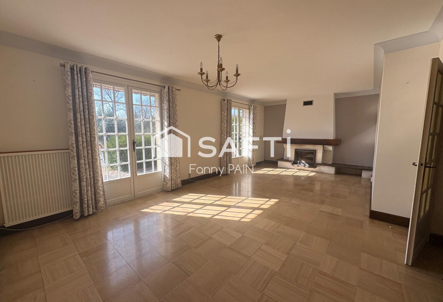Maison traditionnelle 120 m2 avec 4 chambres sur terrain de 1600 m2 proche toutes commodités — photo 1