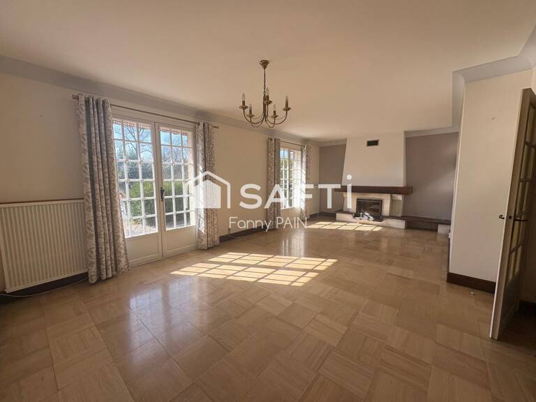 Maison traditionnelle 120 m2 avec 4 chambres sur terrain de 1600 m2 proche toutes commodités — photo 1