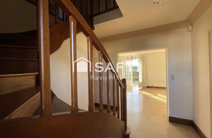 Maison traditionnelle 120 m2 avec 4 chambres sur terrain de 1600 m2 proche toutes commodités — photo 3