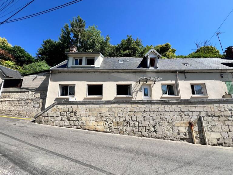 En village, maison 3 chambres de 96 m² — photo 1