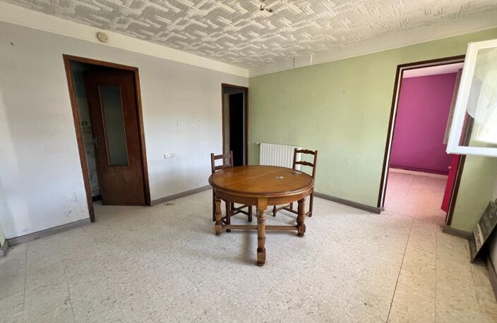 En village, maison 3 chambres de 96 m² — photo 4