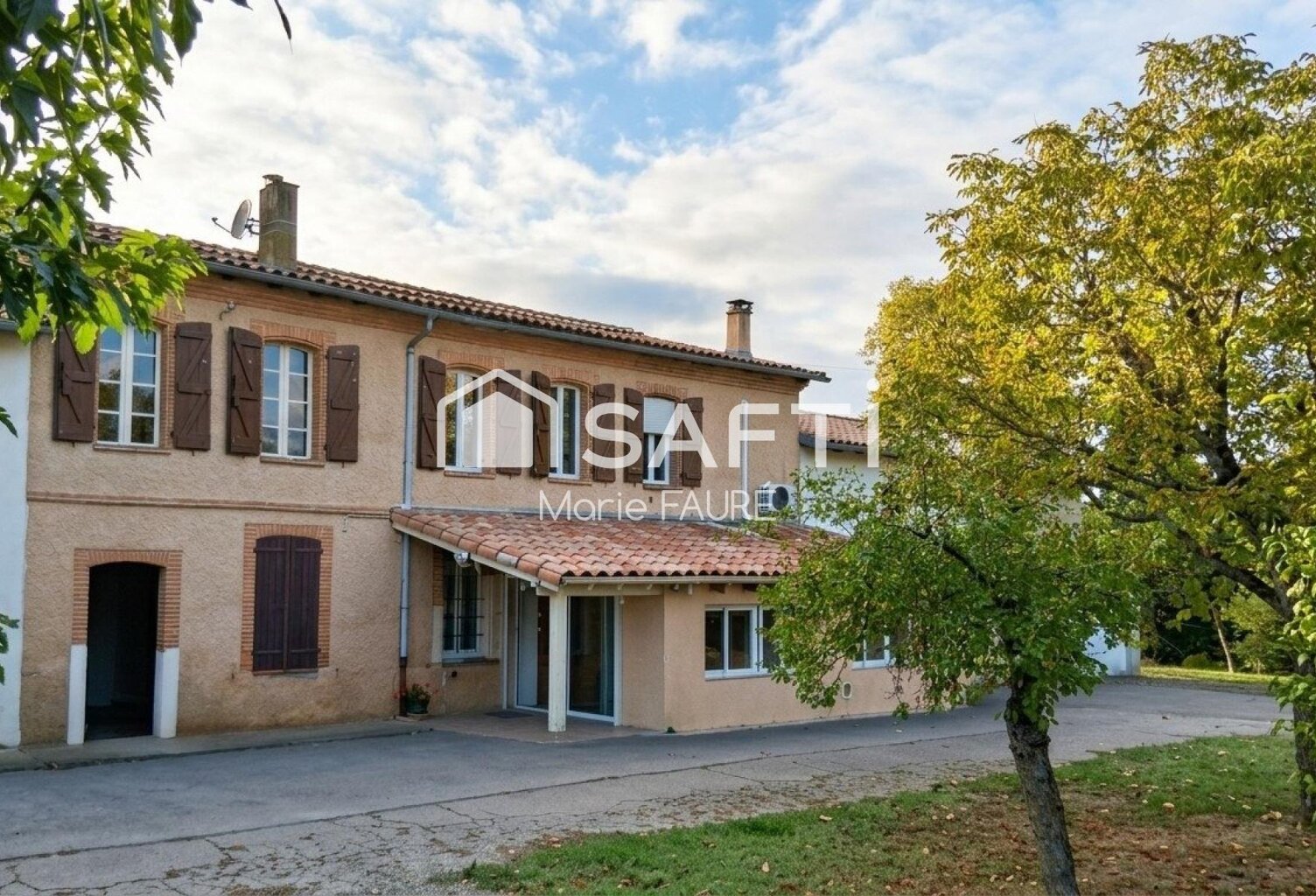 Corps de ferme — photo 1