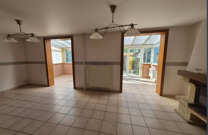 Maison jumelée 5 pièces avec double garage, véranda et jardin plein sud — photo 4