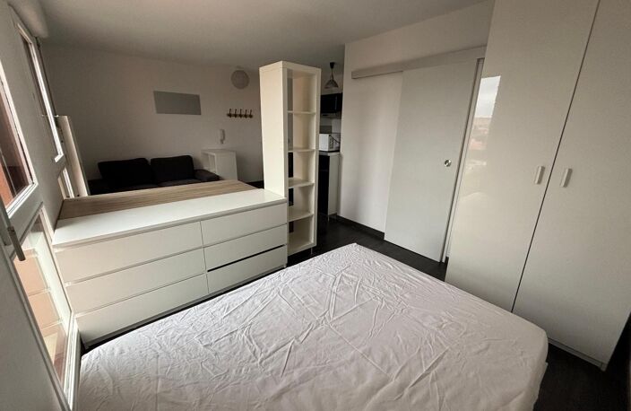 Location appartement 1 pièce 27 m² à Toulouse (31400) — photo 3