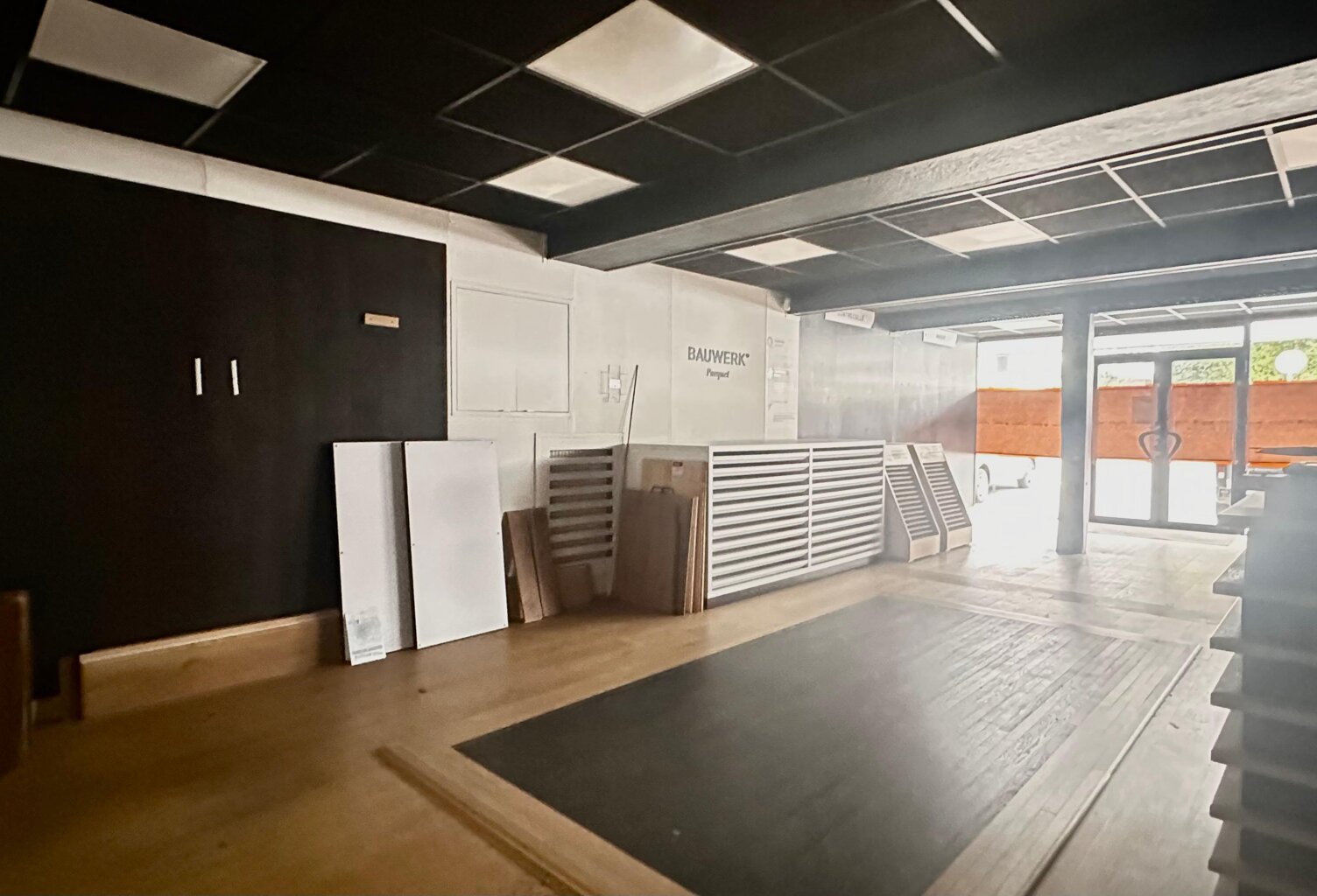 Location commerce  167 m² à Anglet (64600) — photo 1