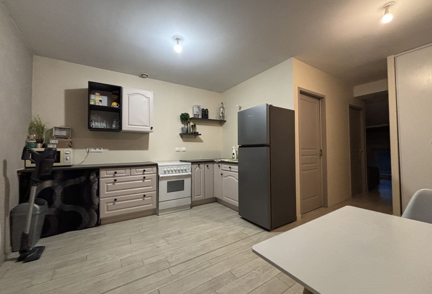 Appartement meublé- Saint-Forgeux — photo 1