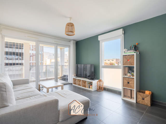 Appartement T3 avec terrasse et parking en sous-sol   Marsei — photo du bien