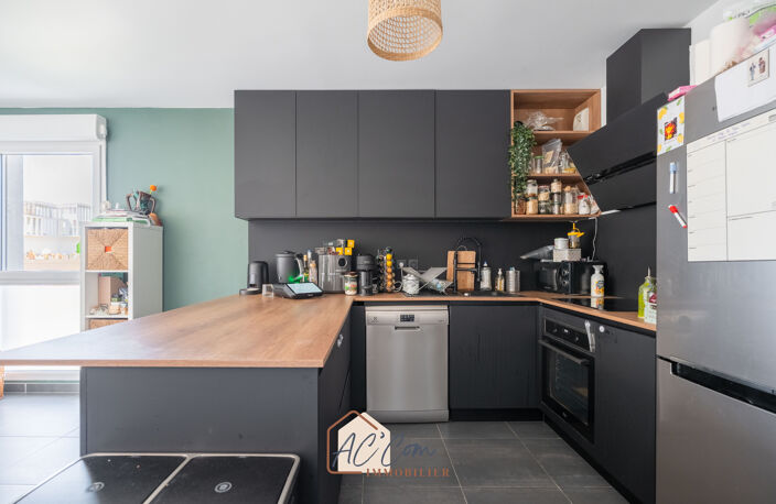 Appartement T3 avec terrasse et parking en sous-sol   Marsei — photo 3