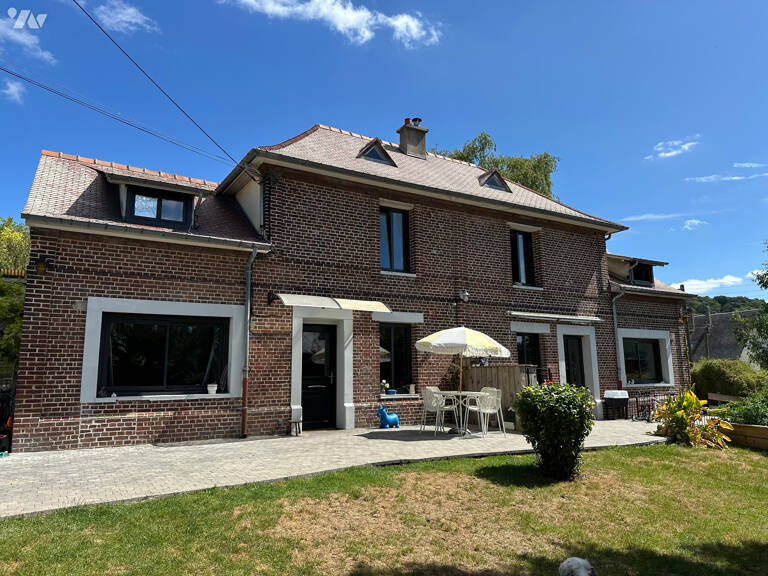 Maison 8 pièces 204 m² — photo 1