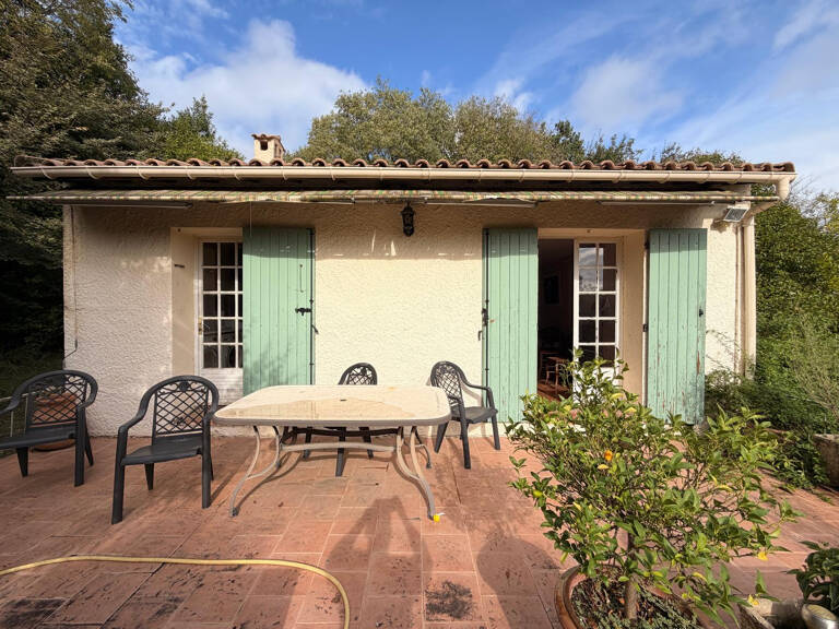 GAILHAN Maison à renover 4 pièces de 90 m2 sur une parcelle — photo 1