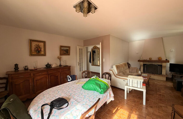 GAILHAN Maison à renover 4 pièces de 90 m2 sur une parcelle — photo 3