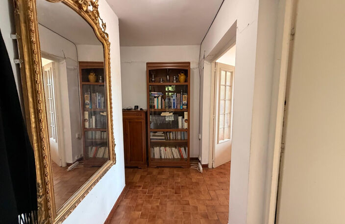 GAILHAN Maison à renover 4 pièces de 90 m2 sur une parcelle — photo 4