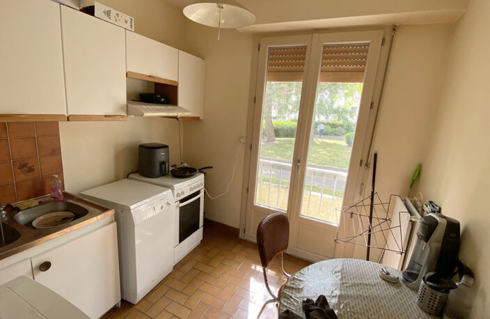 À LOUER   TYPE 1 BIS AVEC BALCON   ANGERS PLACE LAFAYETTE — photo 4