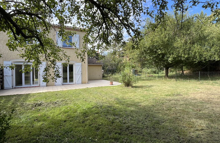 Charmante maison en duplex, T4 meublée, proche du centre vil — photo 2