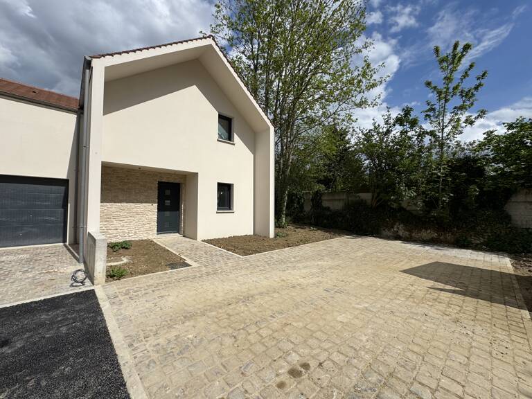 Maison 4 pièces Centre ville Ferrière en Brie — photo 1