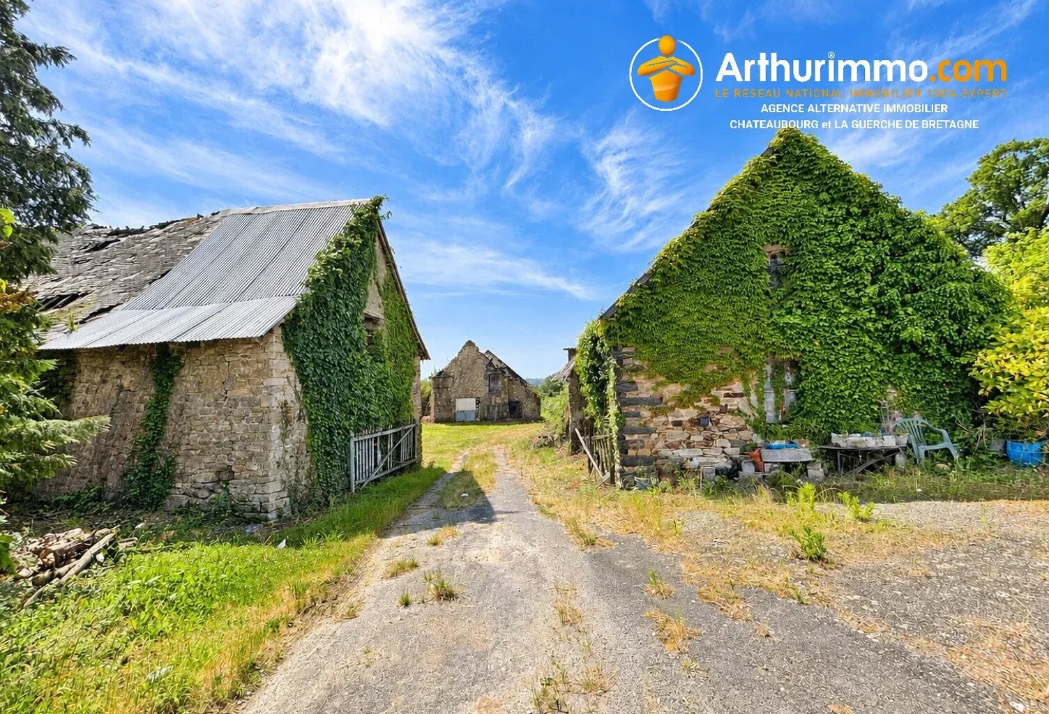 Ancien corps de ferme en pierre à Vitré – Beau potentiel de rénovation — photo 1