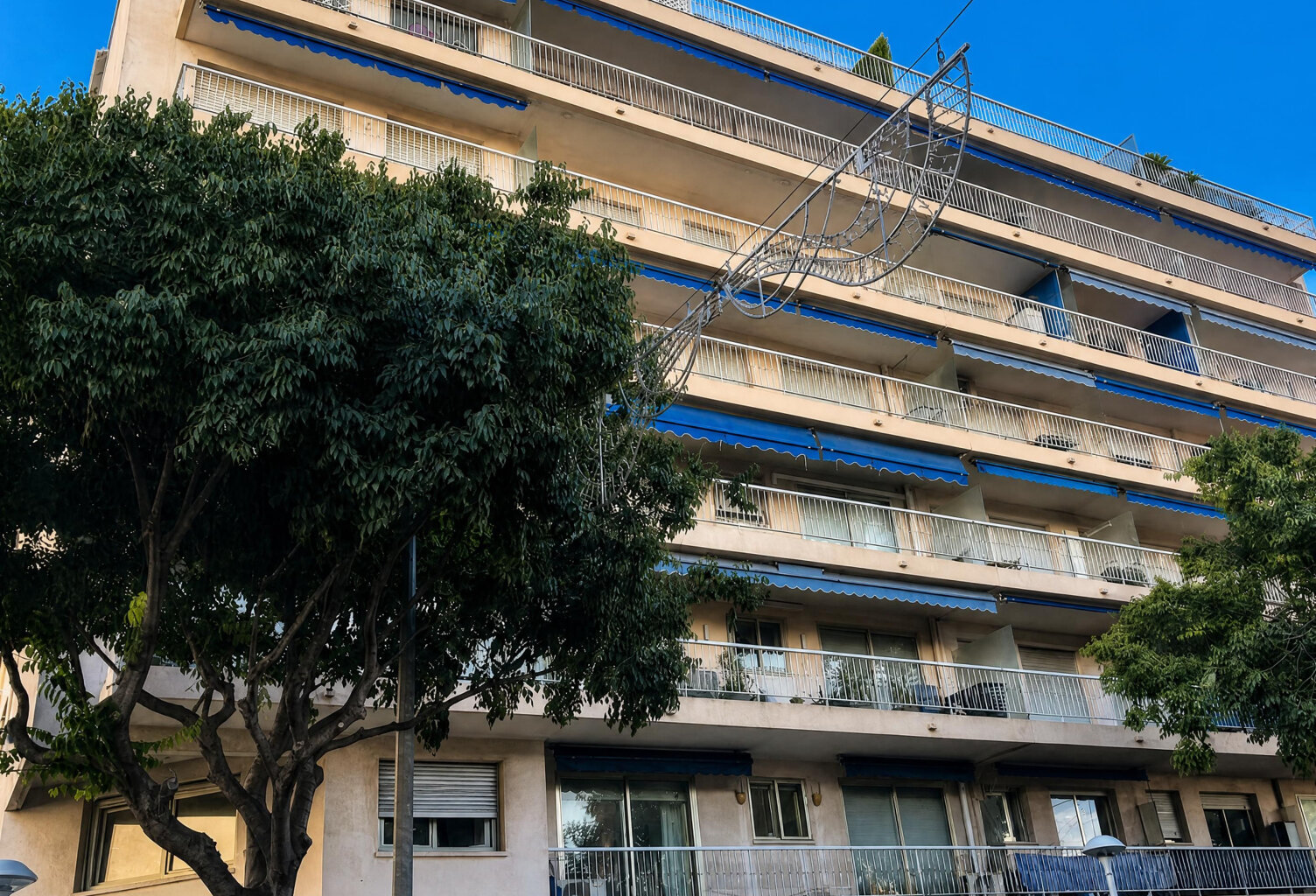 JUAN LES PINS, quartier LE LYS, grand 3 pièces 90m2 avec pet — photo 1