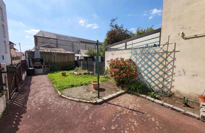 ENTRE ROUEN ET LE PETIT-QUEVILLY — photo 4