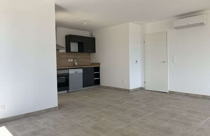 Location appartement 4 pièces 84 m² à Toulouse (31300) — photo 5