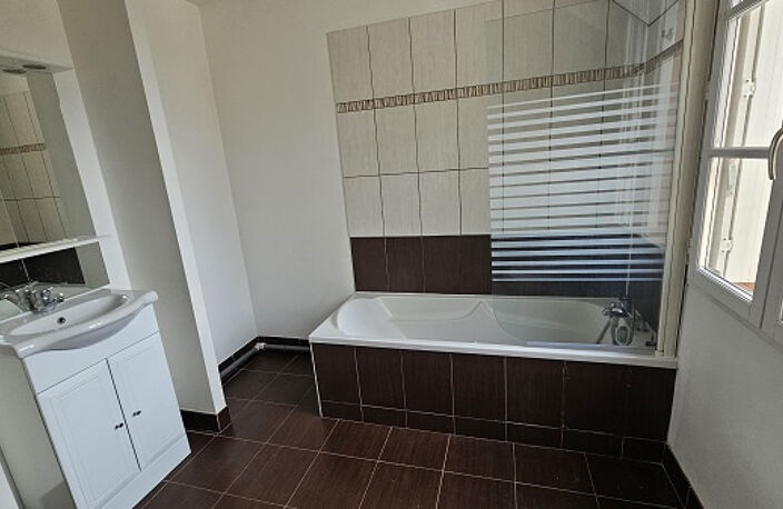 PAVILLON F4 LA FERTE SAINT AUBIN — photo 3