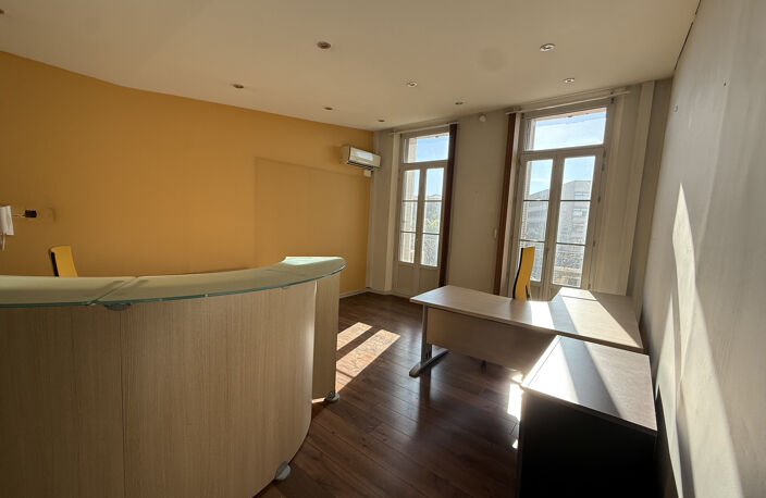 TOULON PALAIS DE JUSTICE — photo 4