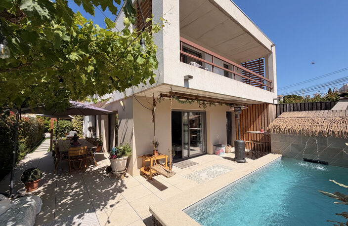 SAINTE ANNE D'EVENOS - Maison 140 m2 - T2 - Piscine — photo 2