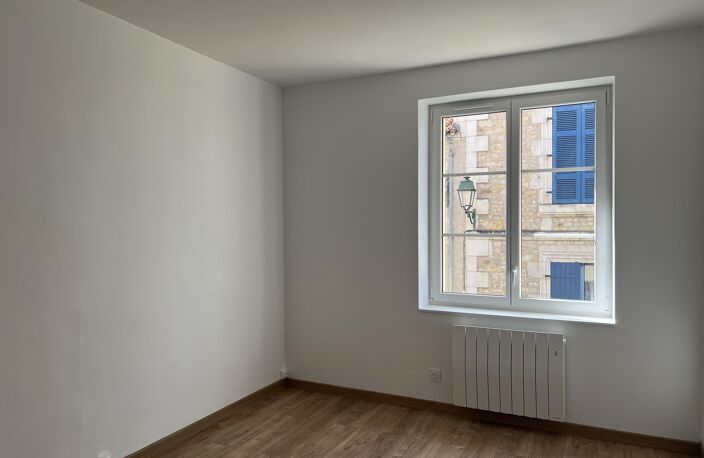 Maison de ville avec jardin - 85210 ST JEAN D\'HERMINE — photo 5