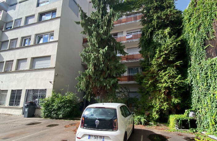 Lot de 2 Parkings à vendre en centre-ville de Mulhouse — photo 2
