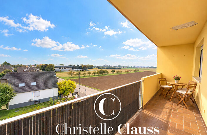 Appartement traversant de 88 m² , Terrasse, vue dégagée et garage — photo 3