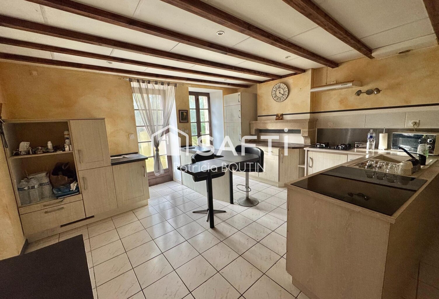 MAISON EN PIERRE 3 CHAMBRES + UN BUREAU ET GARAGE A COULONGES SUR L'AUTIZE ! — photo 1