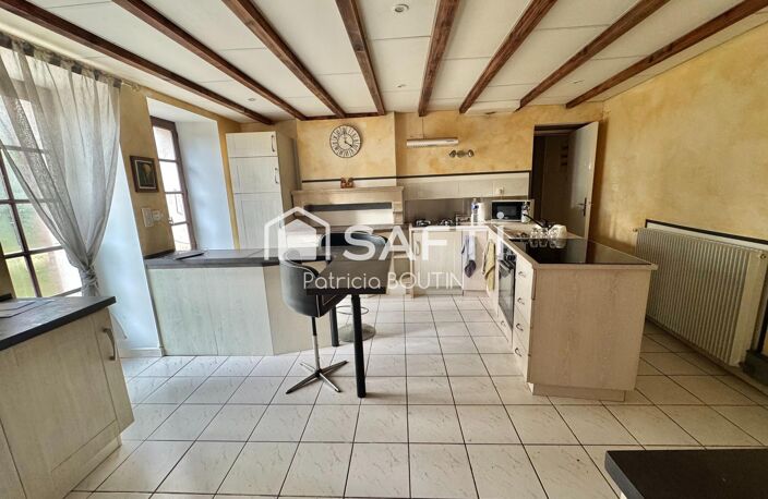MAISON EN PIERRE 3 CHAMBRES + UN BUREAU ET GARAGE A COULONGES SUR L'AUTIZE ! — photo 2