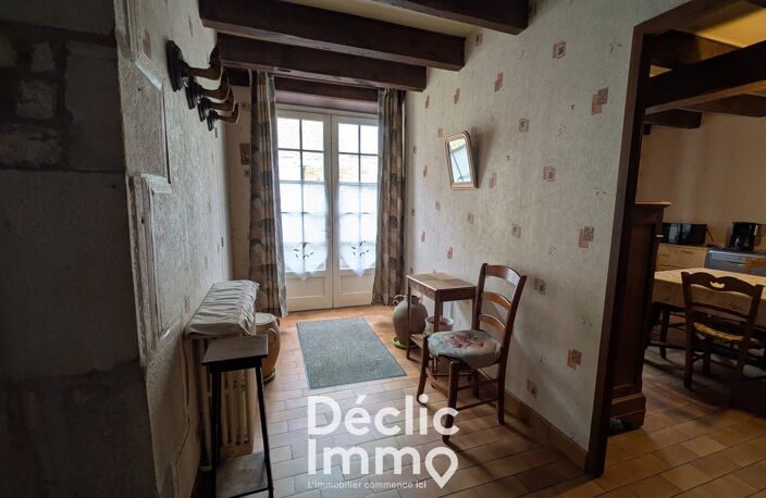 Maison familiale avec garage, dépendances et grenier aménageable à Champagne-Mouton — photo 3
