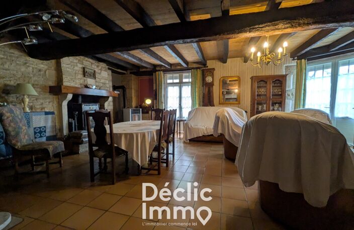 Maison familiale avec garage, dépendances et grenier aménageable à Champagne-Mouton — photo 5