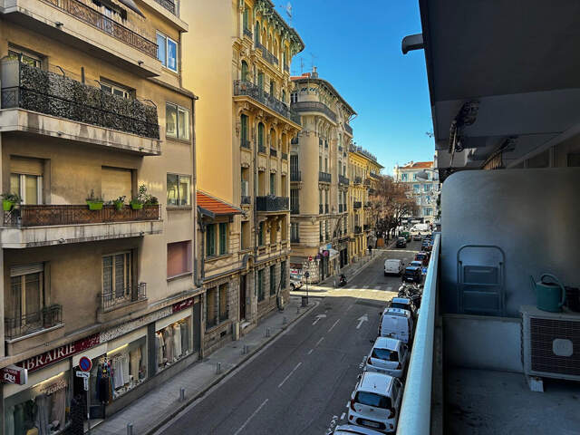 Appartement Nice 3 pièces 83 m2 — photo du bien